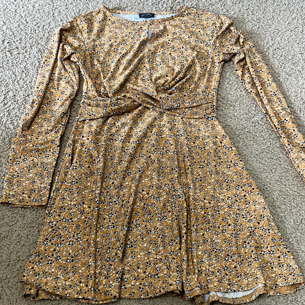 Keyhole dress
